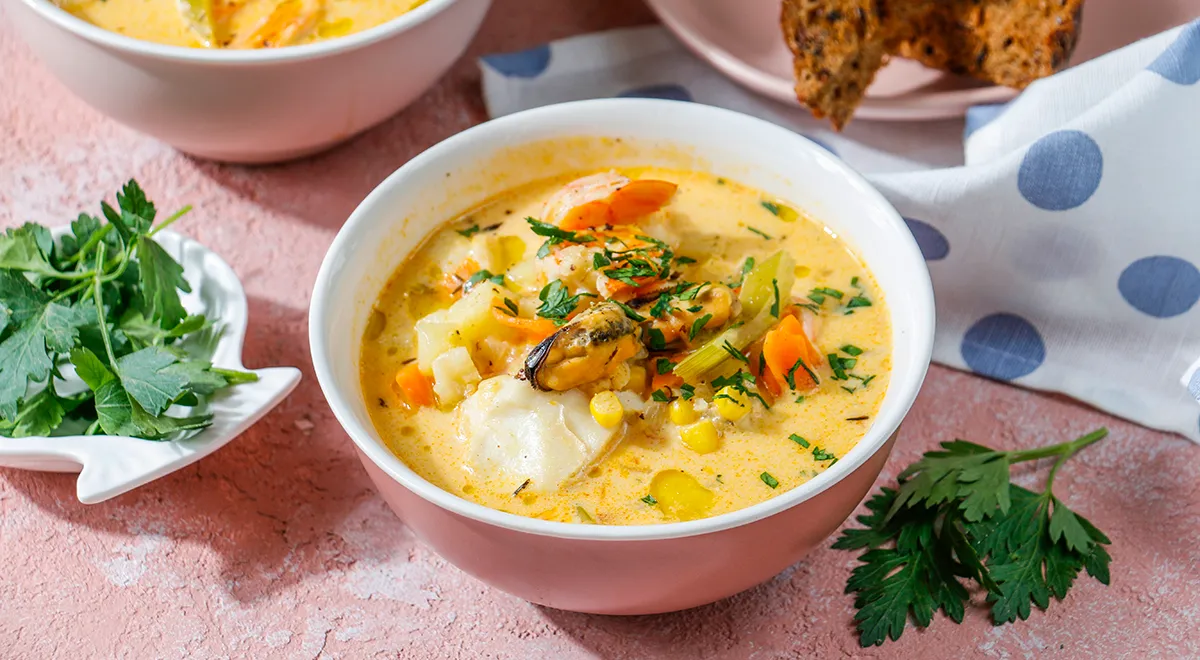 Рецепт супа чаудера с морепродуктами, сливками и сушеным имбирем