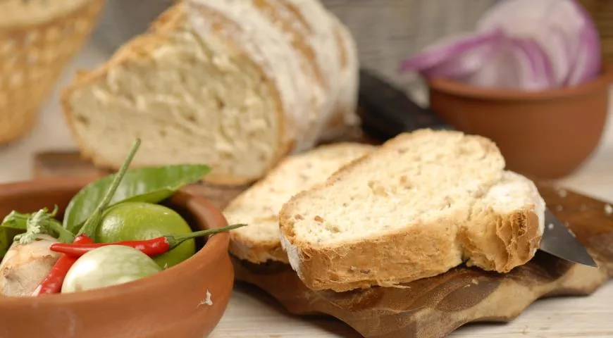 Хлеб с ветчиной и сыром