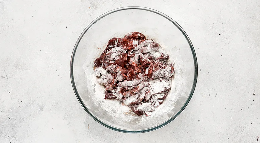 Свиная печень с подливкой