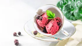 Рецепты с яйцом куриным, фруктами и чёрной смородиной