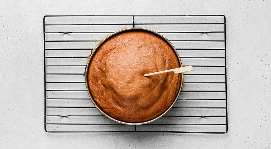 Бисквитный торт «Тирамису»