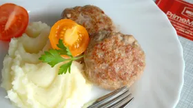Рецепты с яйцом, свининой и хлебом