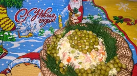Салат Оливье с солеными огурцами
