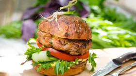 Рецепты с кисломолочными продуктами, соусами и индейкой