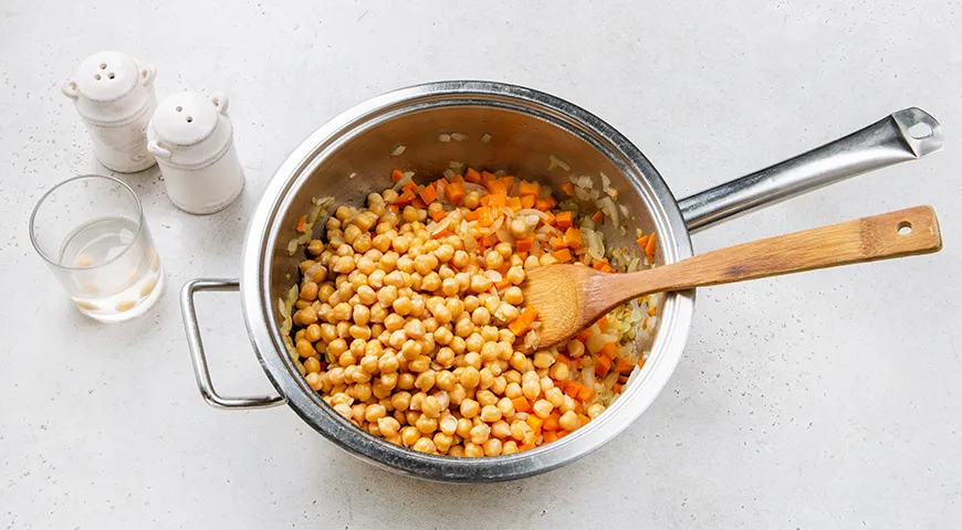 Халиса - густая каша из пшеницы и мяса (восточная кухня)