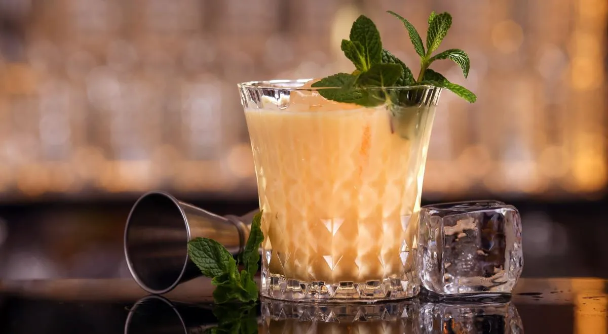 Коктейль батида и молоко с вином: зачем добавлять в алкоголь молочное?