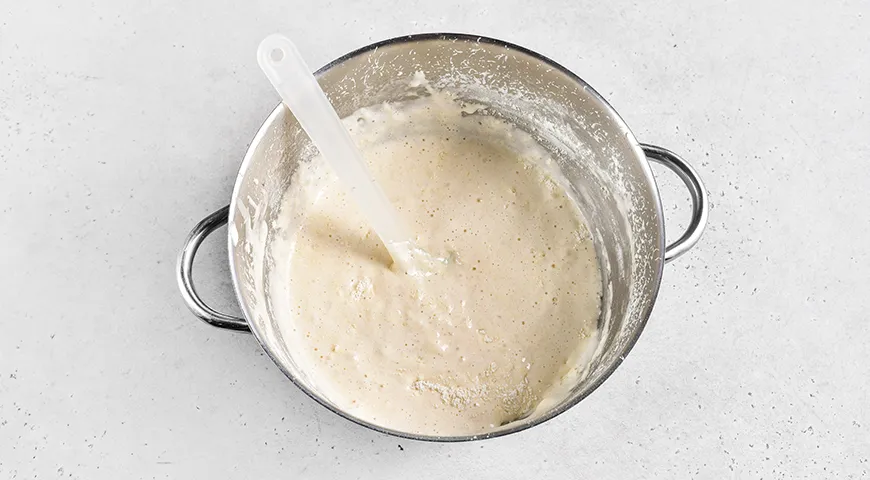 Торт «Сметанник» со сметанным кремом