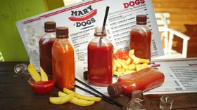 В Парке Горького открылся pop up проект MARY & DOGS