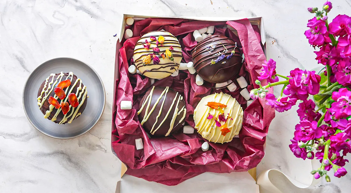 Домашний марципан и шоколадные шишки: сладкие подарки своими руками