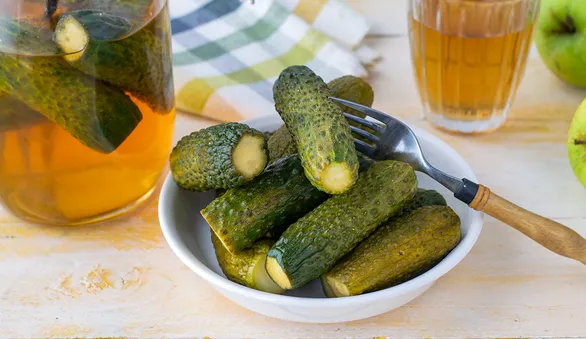 Огурцы, маринованные в яблочном соке