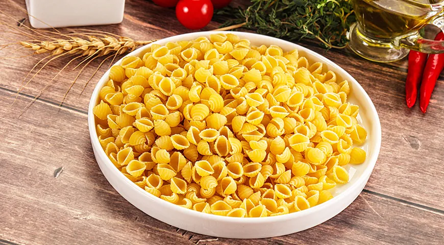 Сухие мелки макароны-ракушки (конкильетте) 