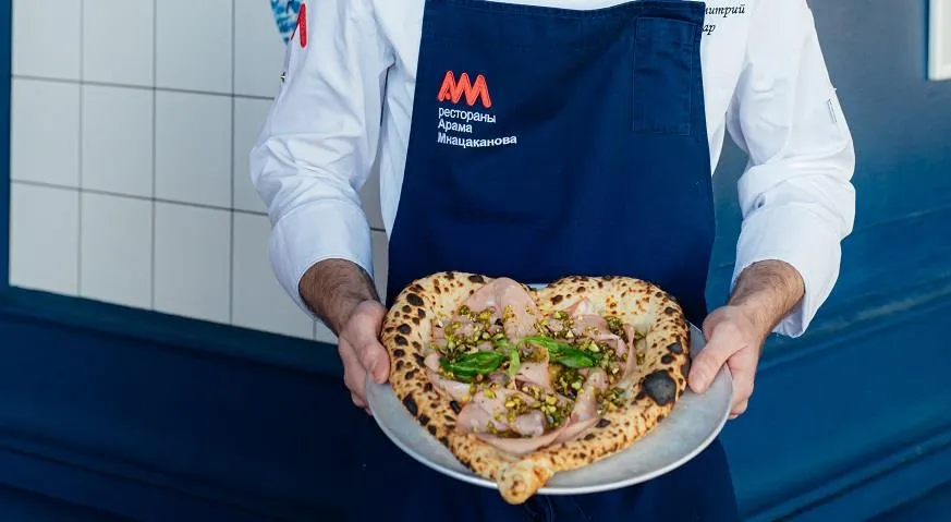 Пицца от Мануэля Сурачи