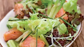 Рецепты с молочной продукцией, фруктами и лососем