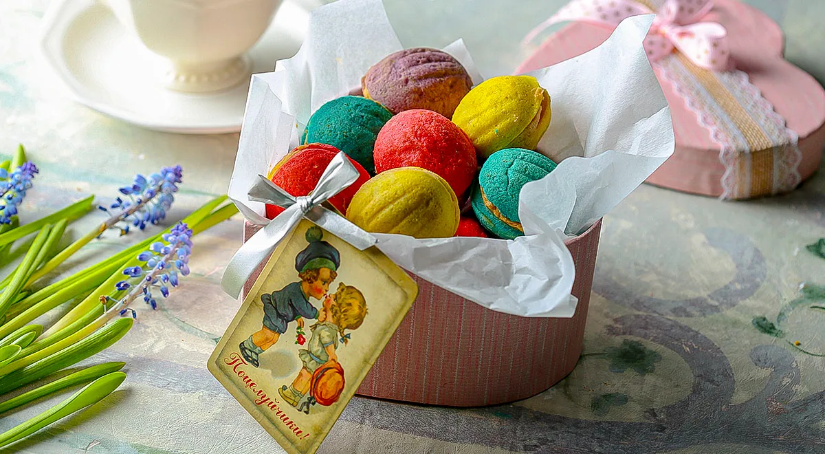 Цветные орешки со сгущенкой