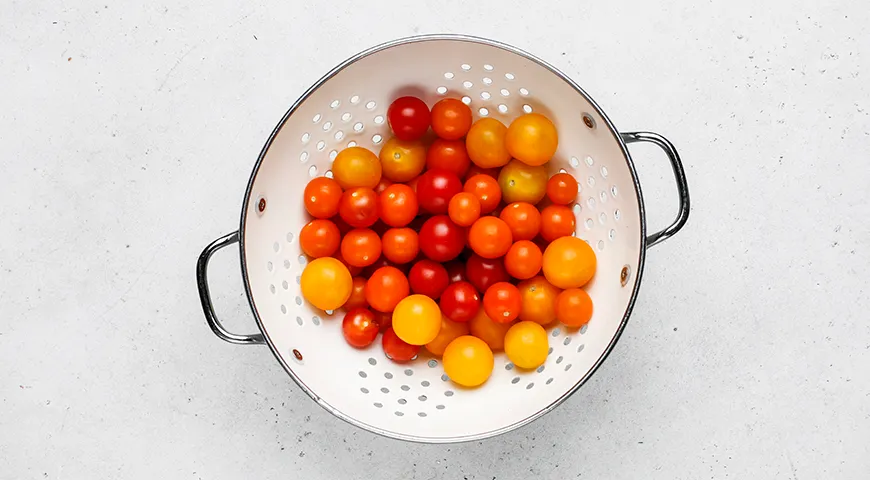 Помидоры черри быстрого приготовления с чесноком