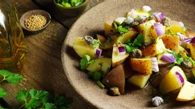 5 правил совершенного картофельного салата и 6 его чудесных рецептов