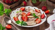 8 рецептов очень вкусных вареников — от классики с вишней до картошки и квашеной капусты