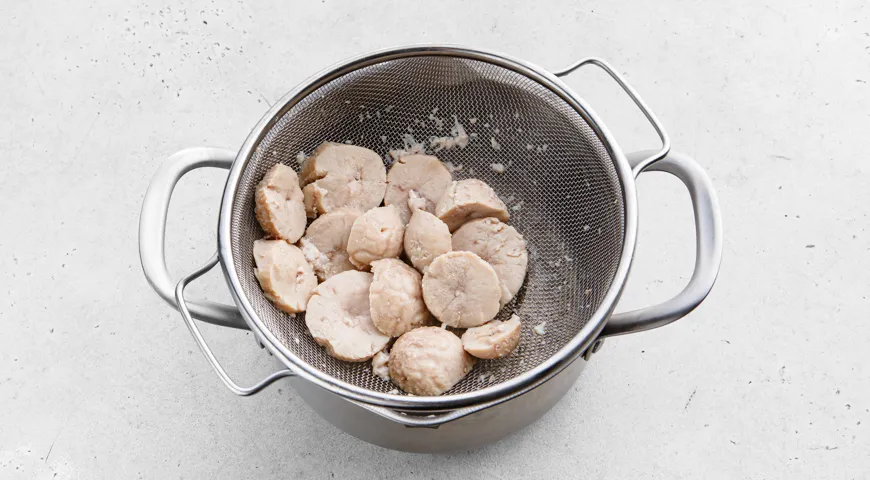 Тушеные бычьи яйца