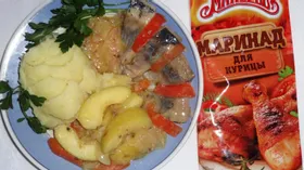Селёдка в горчичном маринаде с яблоками и овощами