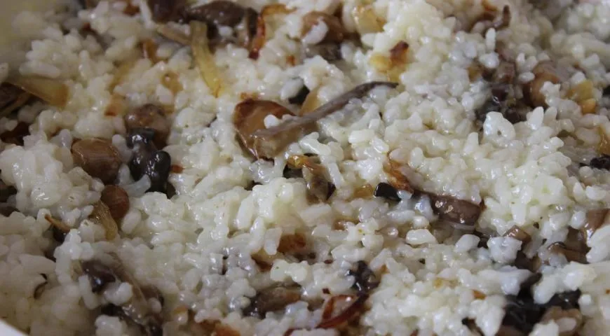 Простой рецепт риса с вешенками