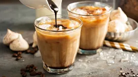 Сиропы и топинги для кофе: полный гид для дома и бара