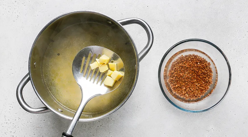 Рассольник с гречкой