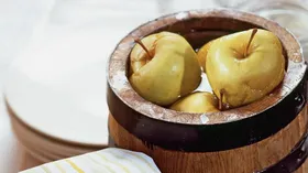 Рецепты с мукой, вишней и яблоком