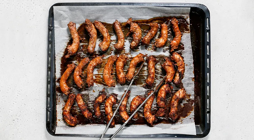 Куриные шейки в духовке