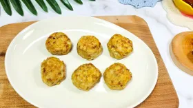 Свиные фрикадельки с тофу и овощами