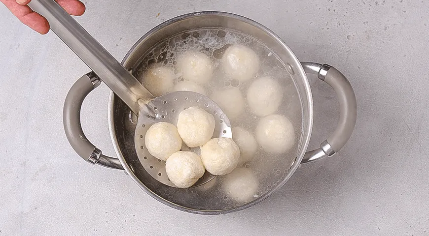 Ленивые вареники с голубикой