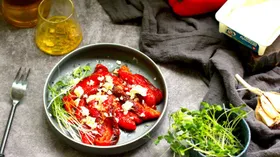 Рецепты на ужин с рассольными сырами и чесноком