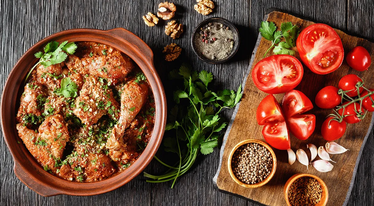 4 популярных блюда из курицы из Грузии и Азербайджана