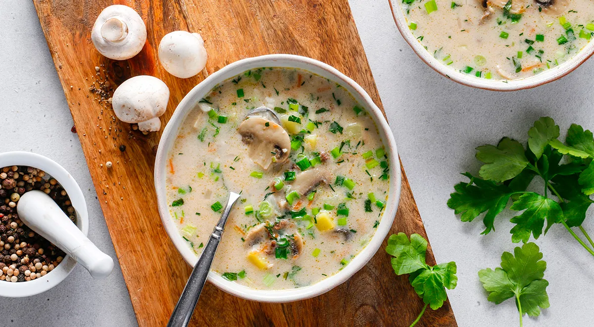 Рецепт сырного супа с шампиньонами (можно использовать волнушки)