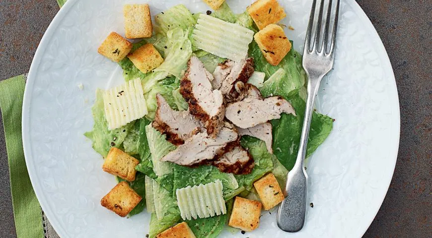 Какой салат нужен для салата Цезаря