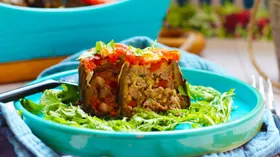 Рецепты с мясом, соусами и баклажаном