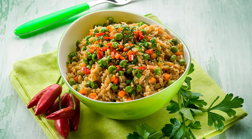 Oatsotto из овсяной крупы с овощами и острым перцем