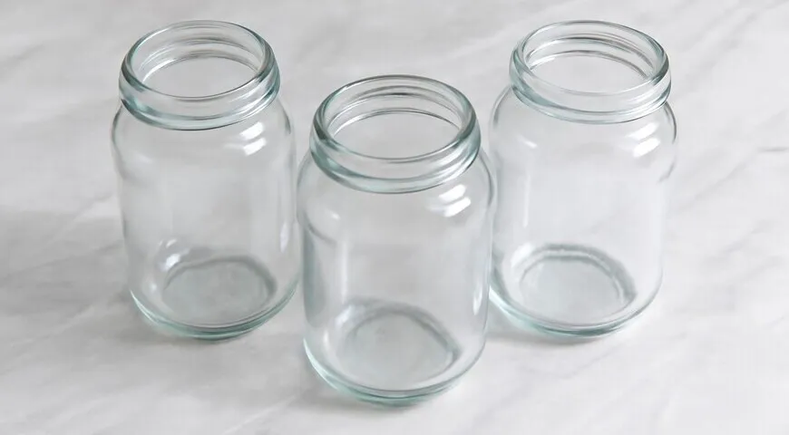 Красная смородина, перетертая с сахаром на зиму