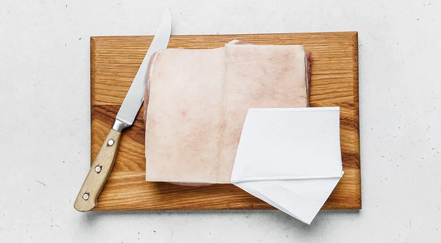 Свиной подчеревок, запеченный в духовке