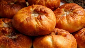 Беляши с мясом на сковороде