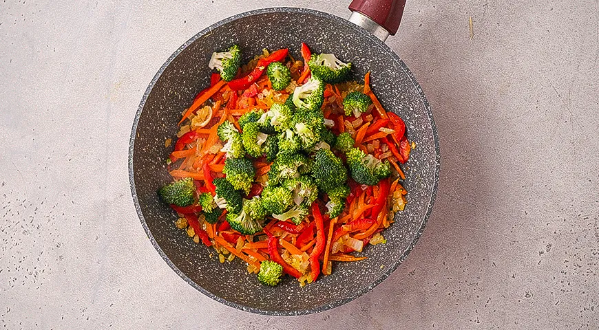 Чоу мейн с курицей