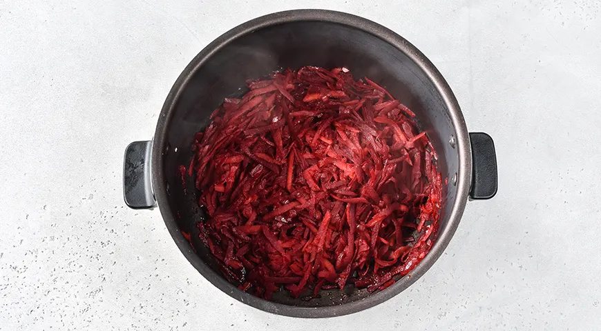 Борщ с курицей в мультиварке