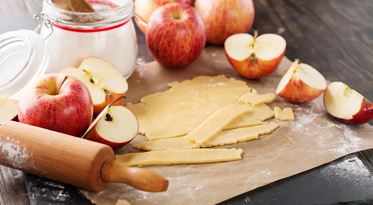 Как приготовить яблочный пирог, запеченный внутри яблока