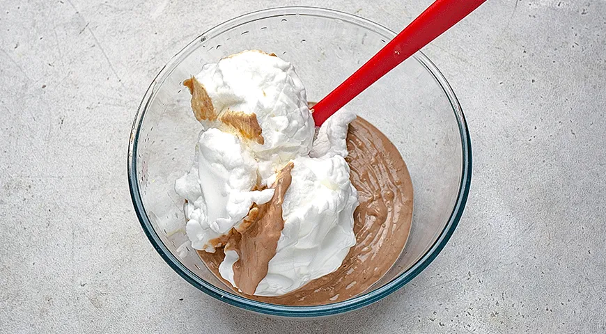 Суфле из куриной печени с томленым инжиром