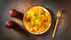 Тушеная капуста с индейкой