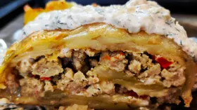 Картофельный рулет с фаршем