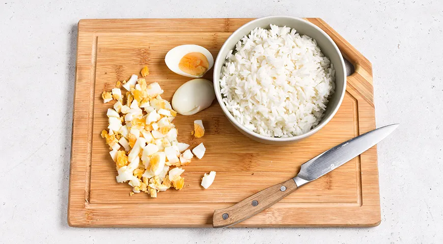 Курник с блинами с курицей и грибами
