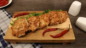 Рецепты с яйцом куриным, свининой и соусами