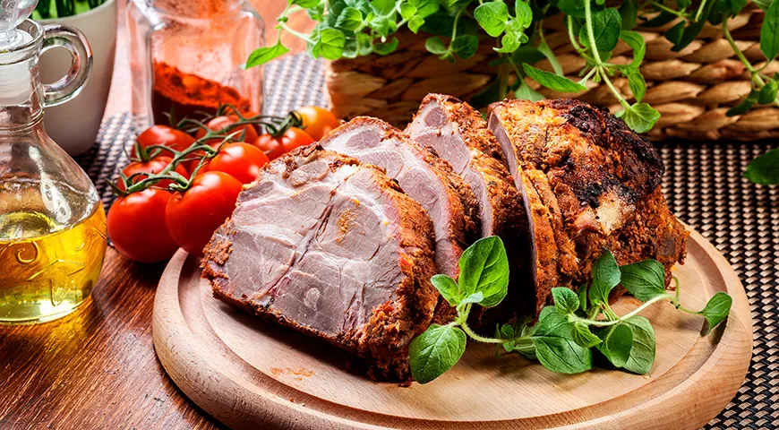 Рекомендуемая суточная норма потребления свиной шейки для взрослого составляет 100–150 граммов в рамках общего рациона