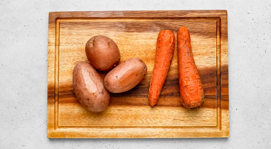 Салат «Грибное лукошко» с опятами и курицей