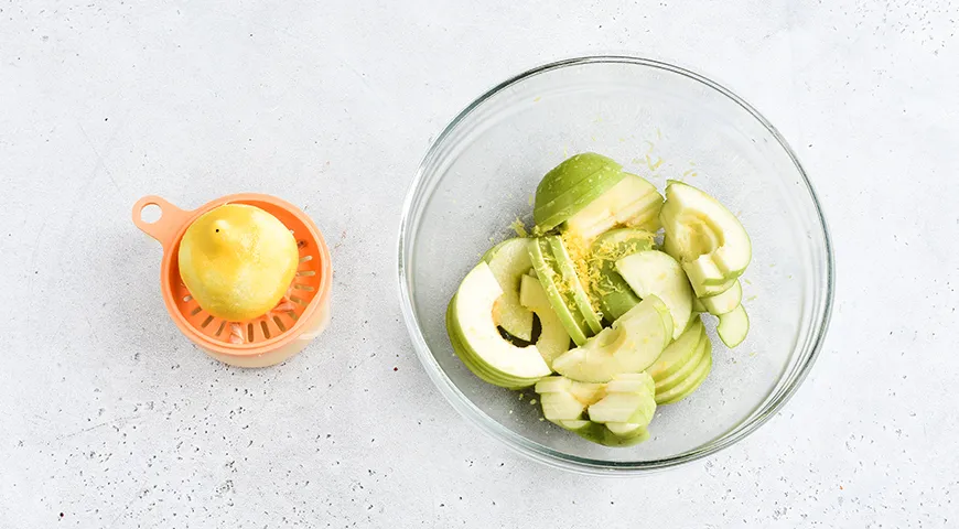 Заливной яблочный пирог